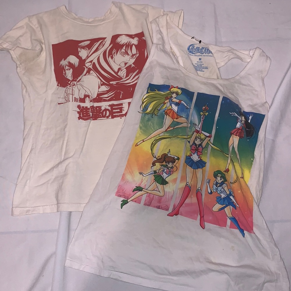 Anime Shirt Bundle : Sailor Moon & Attack on Titan